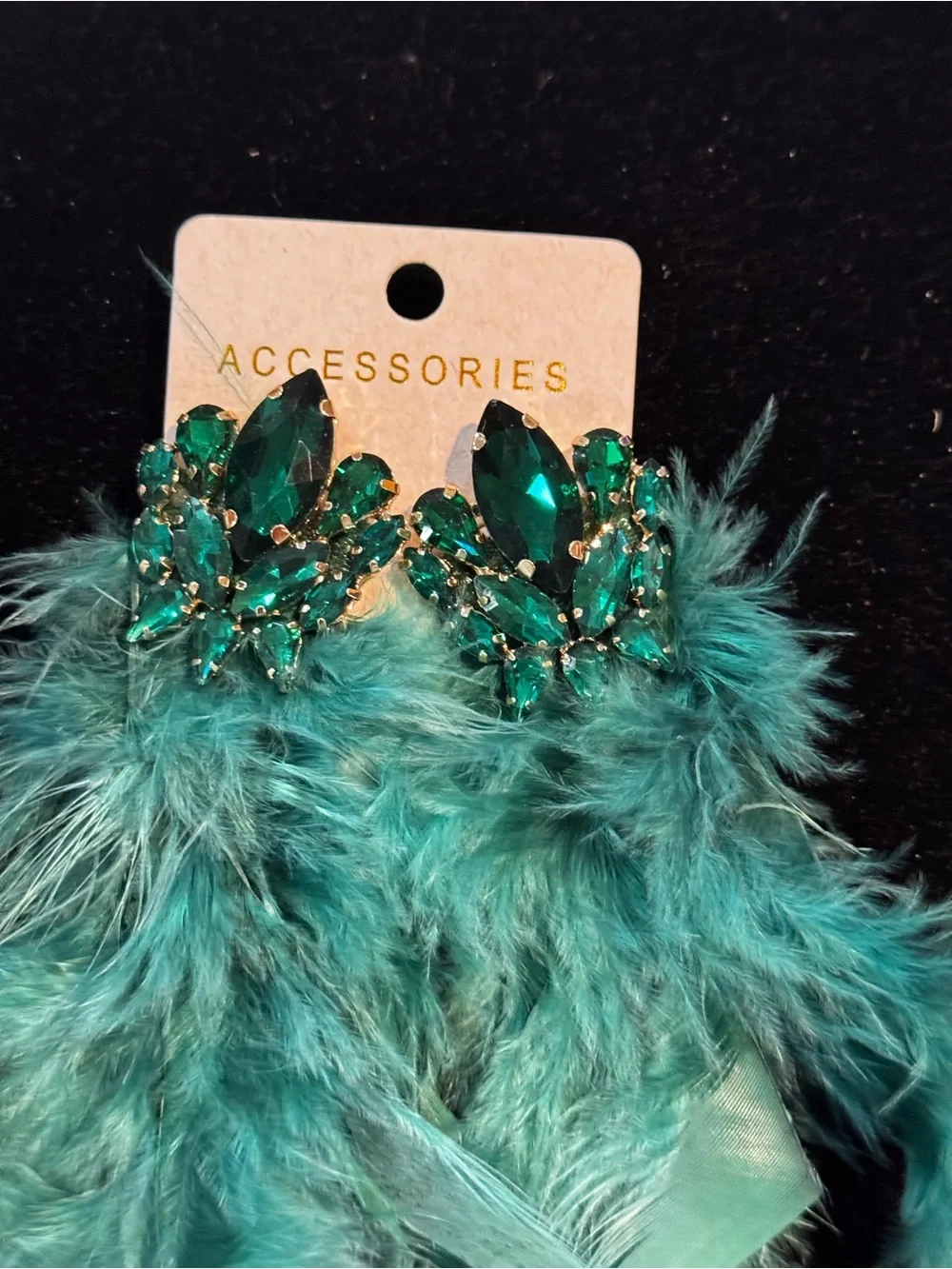 Emerald Green Feather earrings NIP